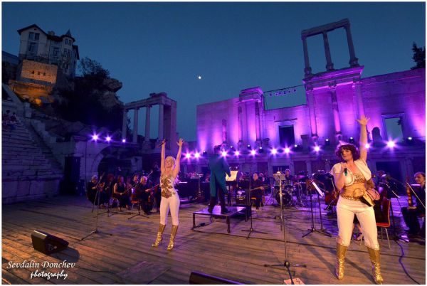 ABBA Tribute im Amphitheater Plovdiv, Bulgarien